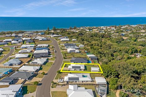 Property photo of 6 Headlands Esplanade Innes Park QLD 4670