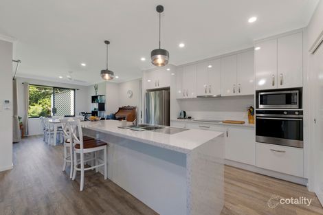 Property photo of 6 Headlands Esplanade Innes Park QLD 4670