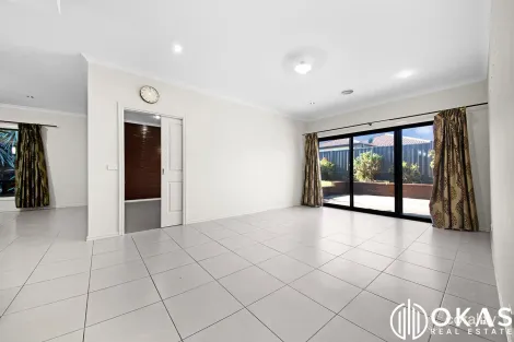 Property photo of 133 Kinglake Drive Manor Lakes VIC 3024