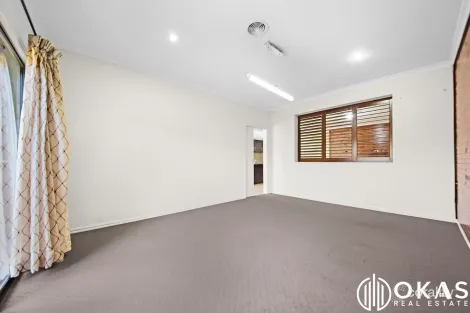 Property photo of 133 Kinglake Drive Manor Lakes VIC 3024