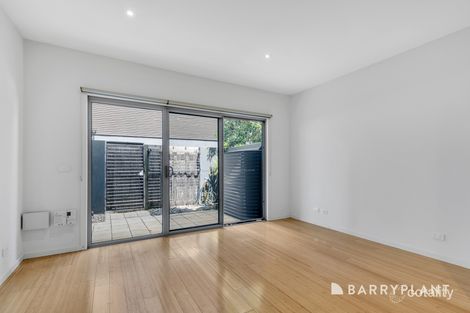 Property photo of 5 Silverash Drive Bundoora VIC 3083