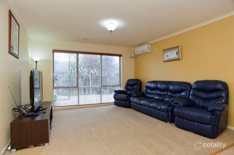 Property photo of 4 Earl Grove Craigieburn VIC 3064