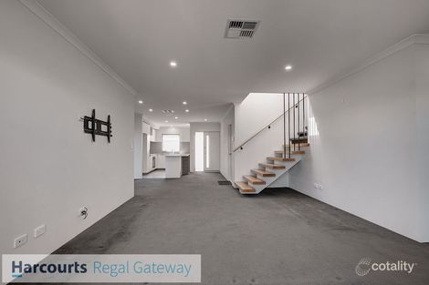 Property photo of 11 Minigwal Loop Hammond Park WA 6164