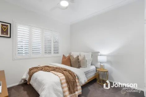 Property photo of 27 Sweetapple Manly West QLD 4179