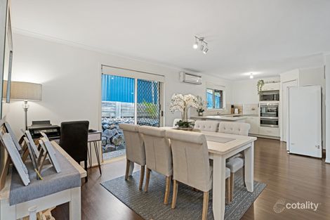 Property photo of 8 Stonehaven Place Highland Park QLD 4211