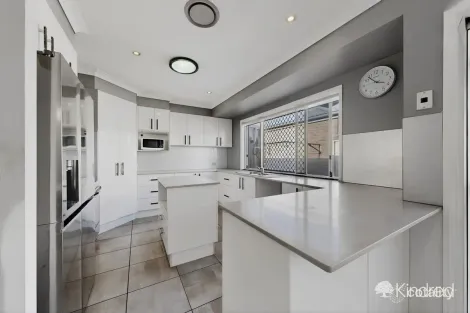 Property photo of 2 Lee Court Rothwell QLD 4022