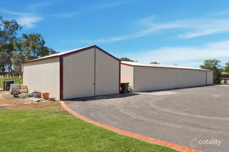 Property photo of 3 Tathra Place Wangaratta VIC 3677