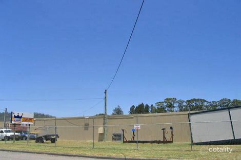 4 Gibbens Rd, West Gosford, NSW 2250