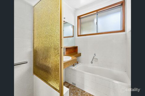 Property photo of 4 Smyth Place Figtree NSW 2525