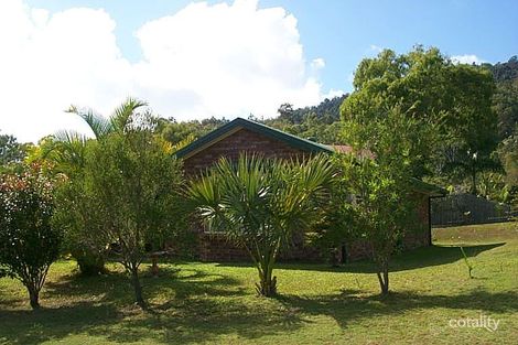 Property photo of 2 Cateran Close Cannonvale QLD 4802