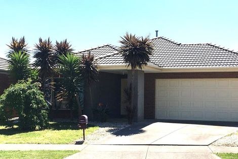 19 Riordan Cres, Mernda, VIC 3754