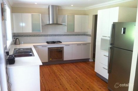 Property photo of 5 Egerton Place Wyoming NSW 2250