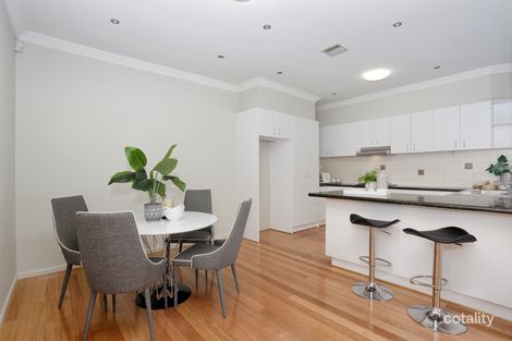 Property photo of 2/42 Briggs Street Mount Waverley VIC 3149