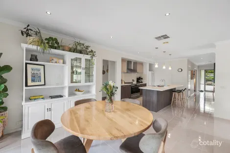 Property photo of 14 Sullivan Court Romsey VIC 3434