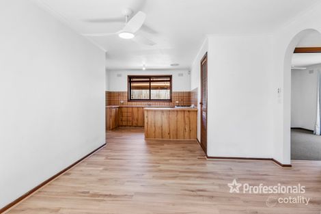 Property photo of 40 Nightingale Drive Werribee VIC 3030