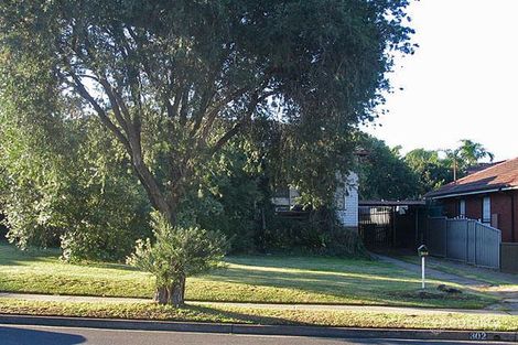 302 Hamilton Rd, Fairfield West, NSW 2165