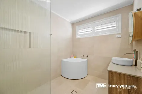 Property photo of 11 Abuklea Road Marsfield NSW 2122