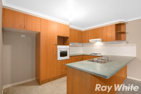 Property photo of 5 Blackmore Close Pakenham VIC 3810
