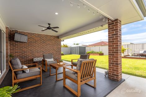 Property photo of 98 Albatross Way Old Bar NSW 2430