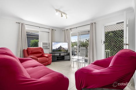 Property photo of 1/35 Rees Avenue Coorparoo QLD 4151