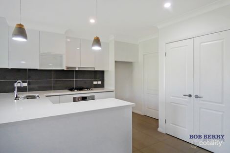 Property photo of 72 Fountain Circuit Dubbo NSW 2830