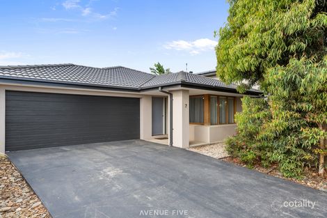 7 Canoe St, Armstrong Creek, VIC 3217