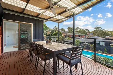 Property photo of 9 Waterside Parade Peakhurst Heights NSW 2210
