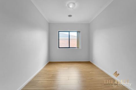 Property photo of 25 Bridlepath Drive Truganina VIC 3029