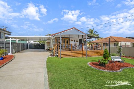 Property photo of 38 Pownall Crescent Margate QLD 4019