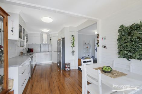 Property photo of 38 Pownall Crescent Margate QLD 4019
