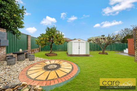 Property photo of 33 Monkhouse Drive Endeavour Hills VIC 3802