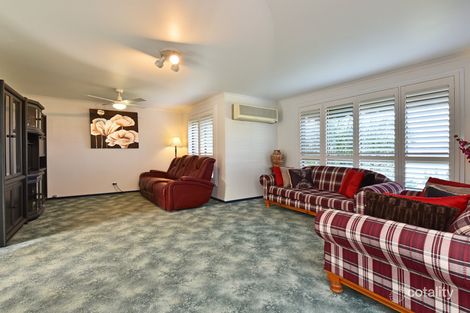 Property photo of 1 Casey Drive Hunterview NSW 2330