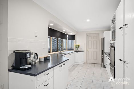 Property photo of 31 Bottlebrush Drive Regents Park QLD 4118