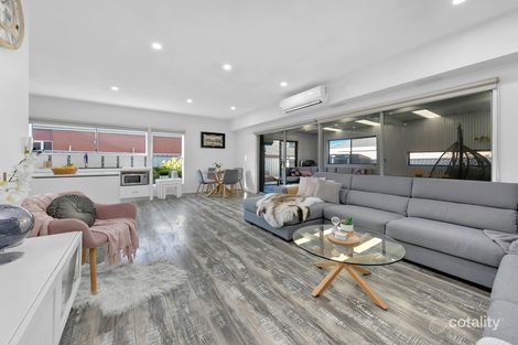 Property photo of 7 Burrora Way Craigieburn VIC 3064