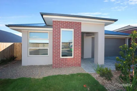 16 Cocoparra St, South Ripley, QLD 4306