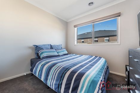 Property photo of 5 Kipling Circuit Diggers Rest VIC 3427