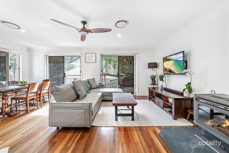 Property photo of 22 Avon Parade Mount Kembla NSW 2526