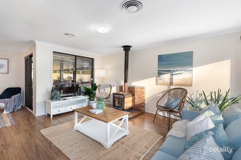Property photo of 42 Perratt Close Lisarow NSW 2250