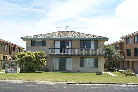 13 Pacific Pde, Yamba, NSW 2464