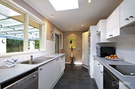 Property photo of 8 Samuel Street Mona Vale NSW 2103