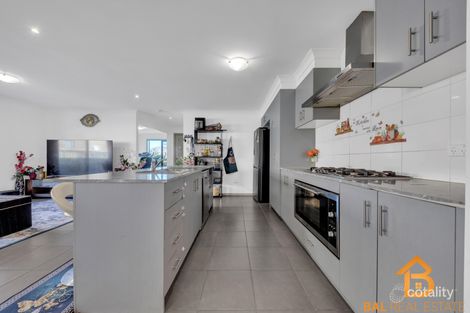 Property photo of 24 Safari Drive Tarneit VIC 3029