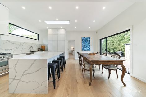 Property photo of 1 Crest Avenue Deepdene VIC 3103
