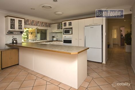 Property photo of 1 Fraser Place Forest Lake QLD 4078
