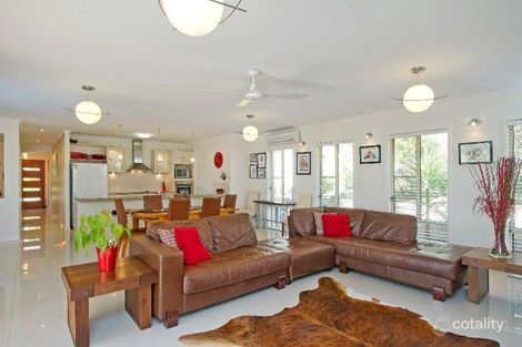 Property photo of 11 Rustyplum Court Reedy Creek QLD 4227