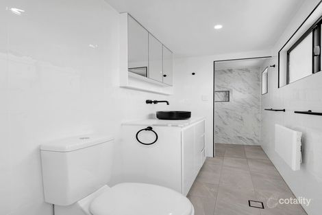 Property photo of 46 Paramount Terrace Seven Hills QLD 4170