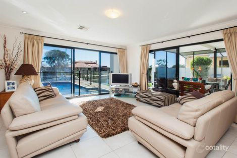 Property photo of 9 Dobell Avenue Paradise Point QLD 4216