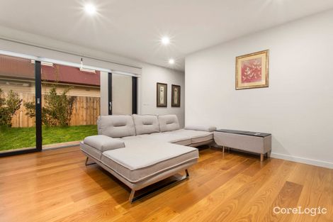 Property photo of 1/10 Bundoran Parade Mont Albert North VIC 3129