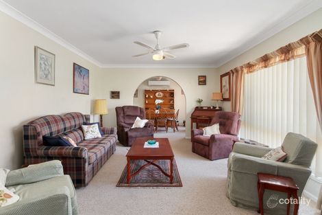 Property photo of 32 Waree Drive Hillvue NSW 2340