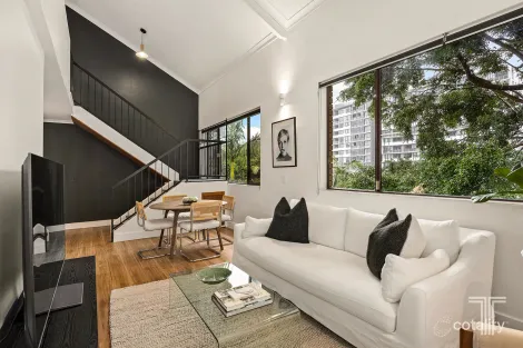 9/12 Joffre St, Coorparoo, QLD 4151