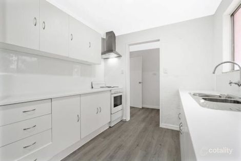 Property photo of 5 Coonong Place Armadale WA 6112